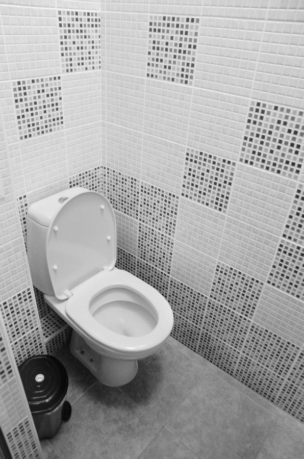 Interhost Guest Rooms And Apartments Sofia Esterno foto
